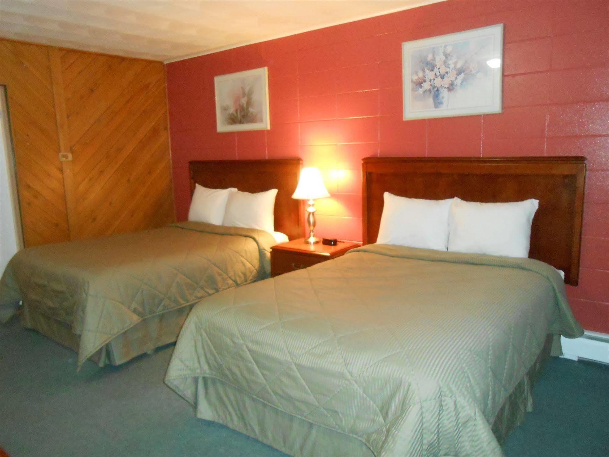 פרת' Aquarius Motel מראה חיצוני תמונה